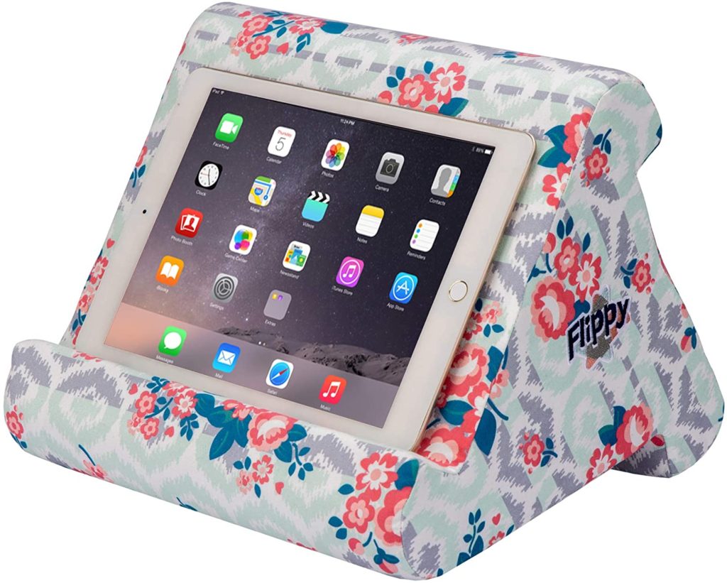 https://amzn.to/3d7LEcT - Book Pillow-Flippy - Flippy Tablet Holder, Soft Stand for iPads, Tablets, and Books, Portable Lap-Pillow Holder for Any Tablet, Phone, or Book, (Damask Me Again)