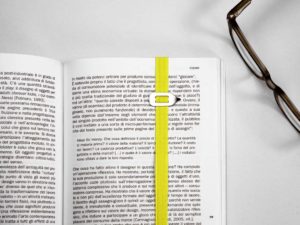 https://amzn.to/3pjQ6uP - Journal-Word Bookmark - Lastword Bookmarks - Elastic Bookmark Perfect for Any Book - Book Markers for Women - Bookmarks for Men - Bookmarks for Kids - Don't Lose Your Mark, Design Made in Italy Book Marks (Blu)
