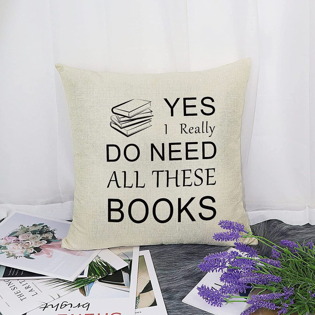 https://amzn.to/3pj9VSX - Pillow-Read All Books - Book Lover Reading Book Club Throw Pillow Cover Bibliophile Gifts Book Worm Gift Bookish Gifts Christmas Birthday Gifts for Book Lover Friends Teacher Student Decorative Pillow Case Cushion Cover Sofa